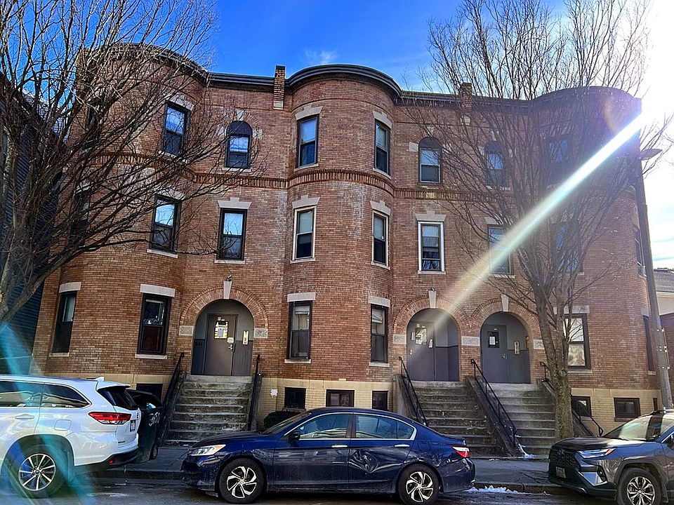 1st image of 3146 Washington St #2