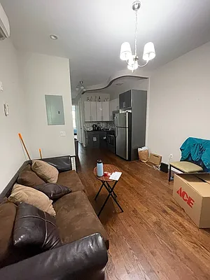 Rented by Greenrock Management | media 42