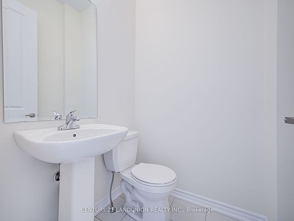 5th image of 66 Main St Lot 23