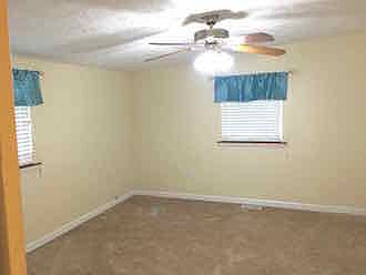 4th image of 2241 Woodhaven Ave