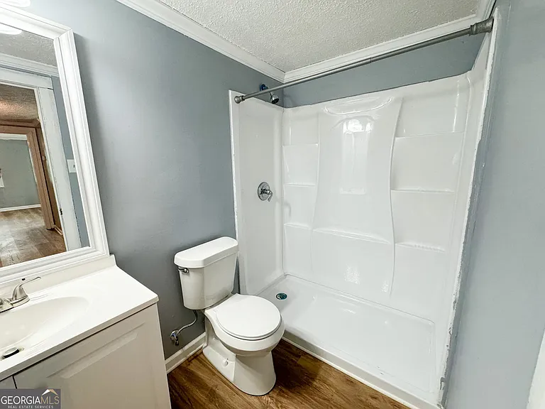 428 Circus St #A — Photo 8