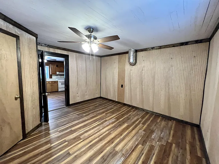 2447 Eldridge Rd — Photo 16