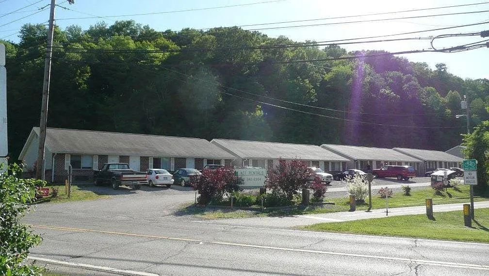 1 bed, 650 sqft, $750 — Photo 1