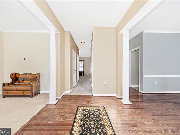 3rd image of 214 Union Ridge Dr