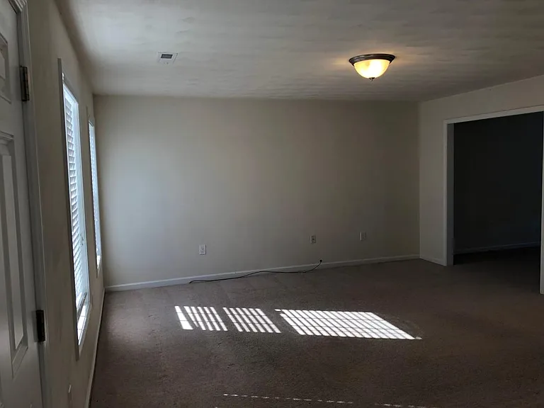 640 Old Fort Rd — Photo 5
