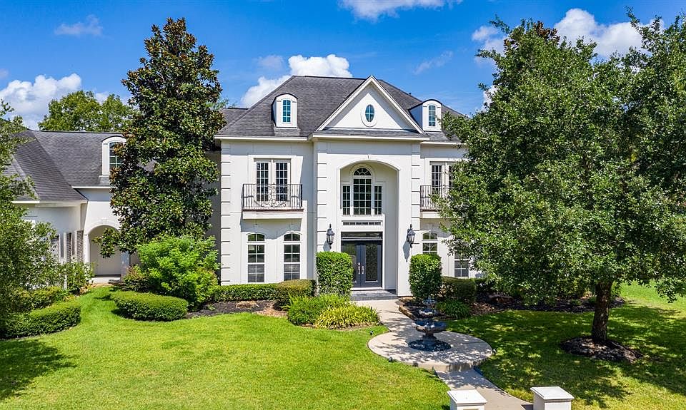 1st image of 6002 Graystone Bluffs Ct