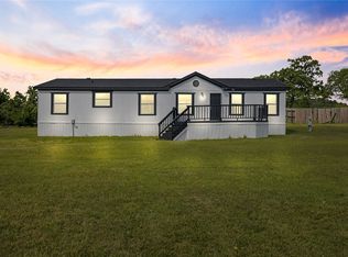 128 Lazy Meadow Ct, Springtown, TX 76082