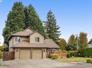306 NE 64th Ct, Hillsboro, OR 97124