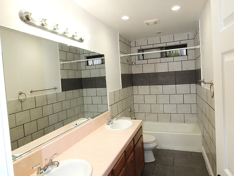 14255 Judy Ann Dr — Photo 10
