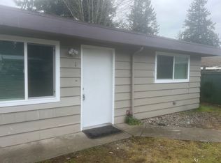 3100 NE 16th St #1, Renton, WA 98056