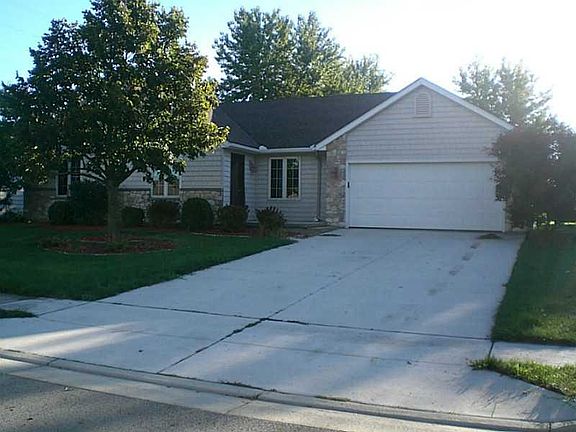 2nd image of 12 Elk Dr