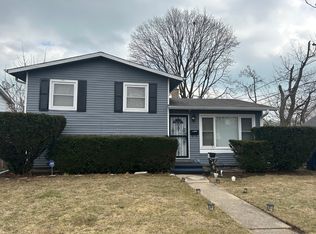 1535 Grove Ave, North Chicago, IL 60064