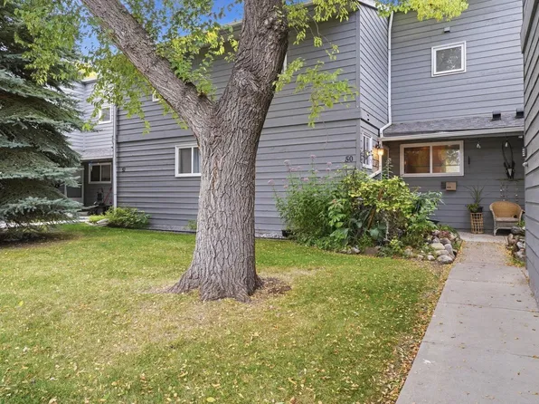 4610 17th Ave NW #50, Edmonton, AB T6L 5T1