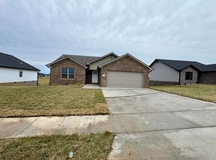 317 Whitley Ln, Berea, KY 40403