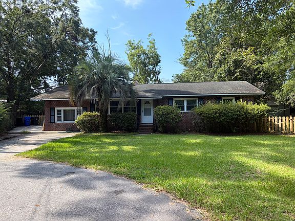 4th image of 1 Murray Hill Dr