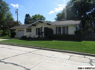 407 Spring St, Friend, NE 68359