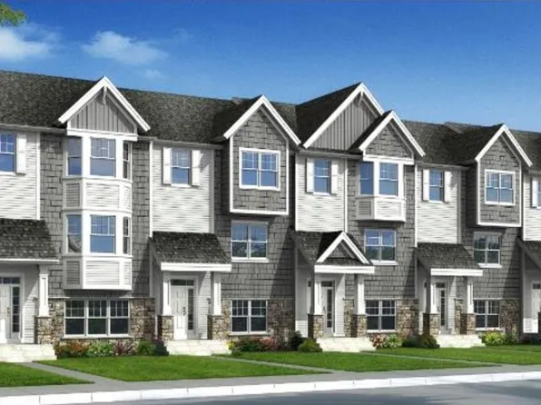 11914 Emery Village Dr N, Champlin, MN 55316