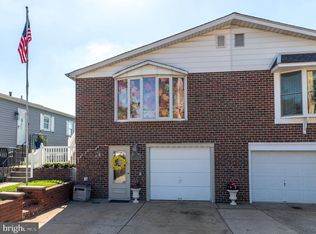 3346 Red Lion Rd, Philadelphia, PA 19114