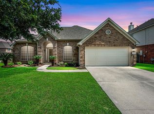 5122 Dripping Spring Ave, Cove, TX 77523