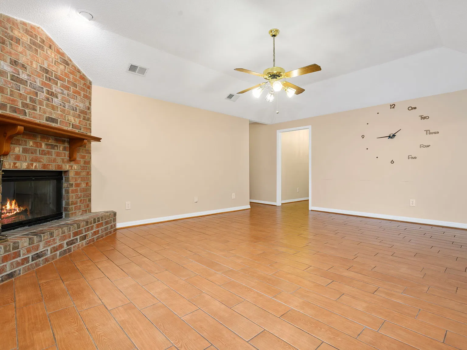 3 bed, 1771 sqft, $1,800 — Photo 4