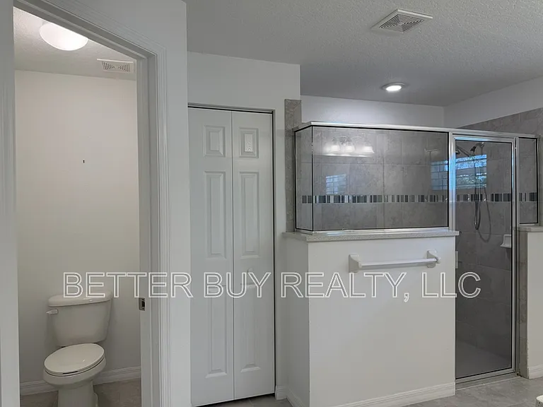 16 Kalendar Ct — Photo 22