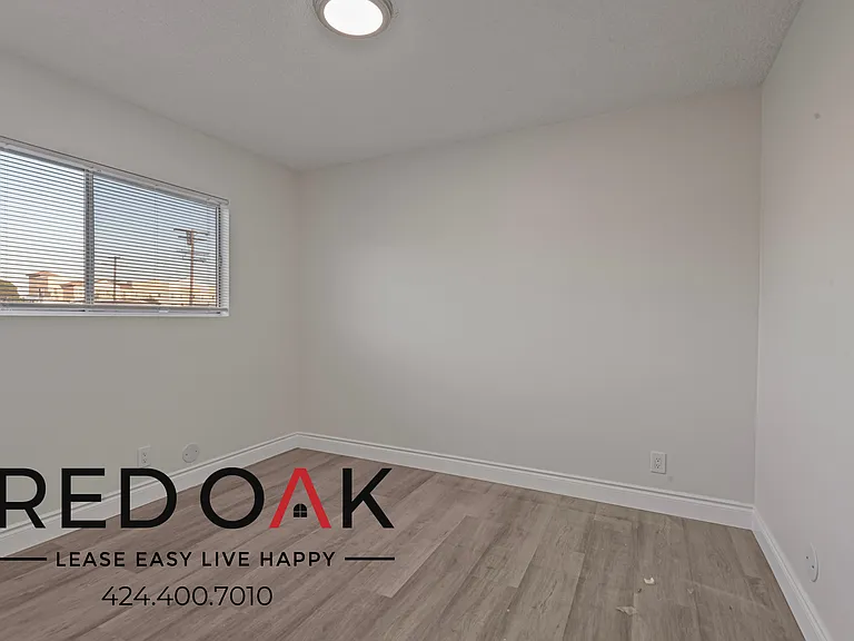 10920 Ramona Blvd #L — Photo 11