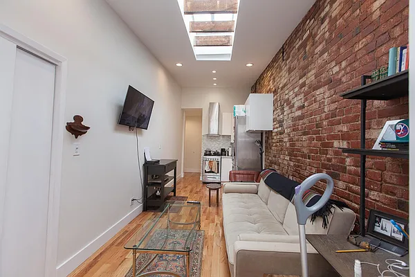 Rented by Voro NYC | media 46