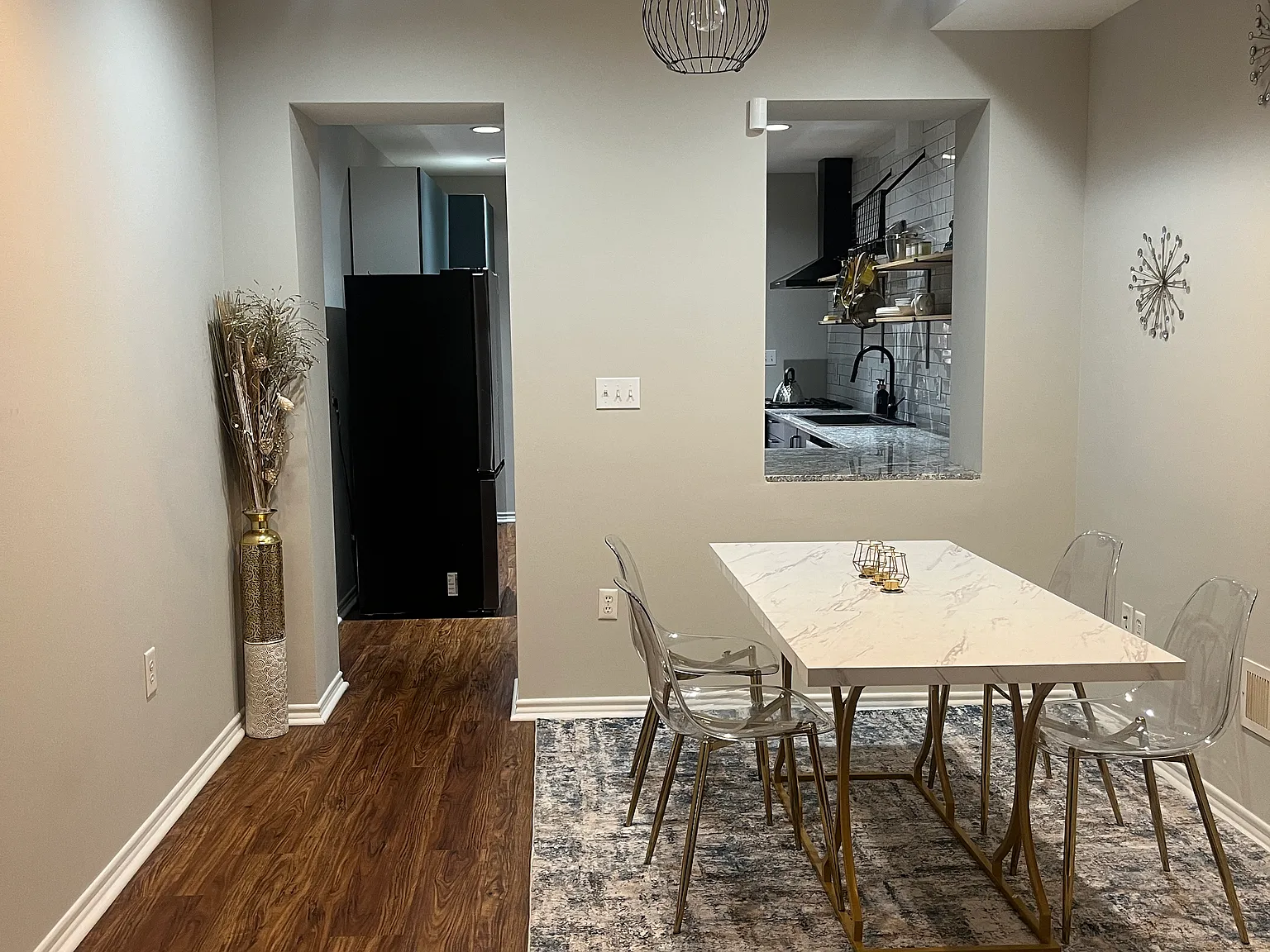 3 bed, 2.5 bath, 1364 sqft, $3,000 — Photo 3