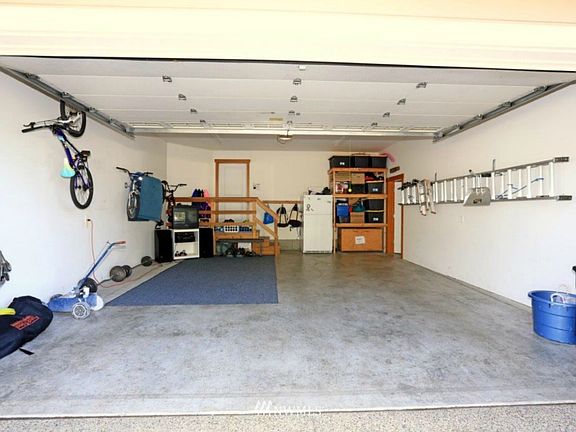 2nd image of 939 Doubleview Drive