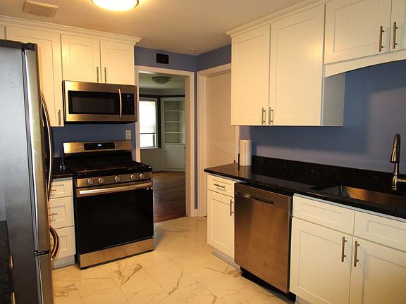 Kitchen with all appliances included.