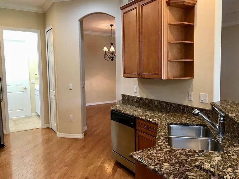 538 Newhall Ln — Photo 23