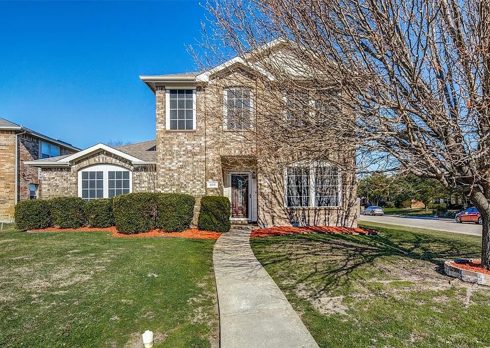 1st image of 307 Balsam Grove Ct