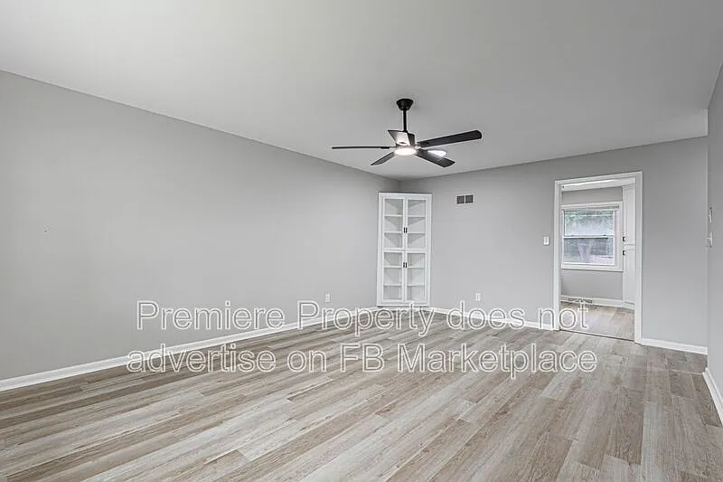 2 bed, 1.5 bath, 1040 sqft, $1,395 — Photo 4