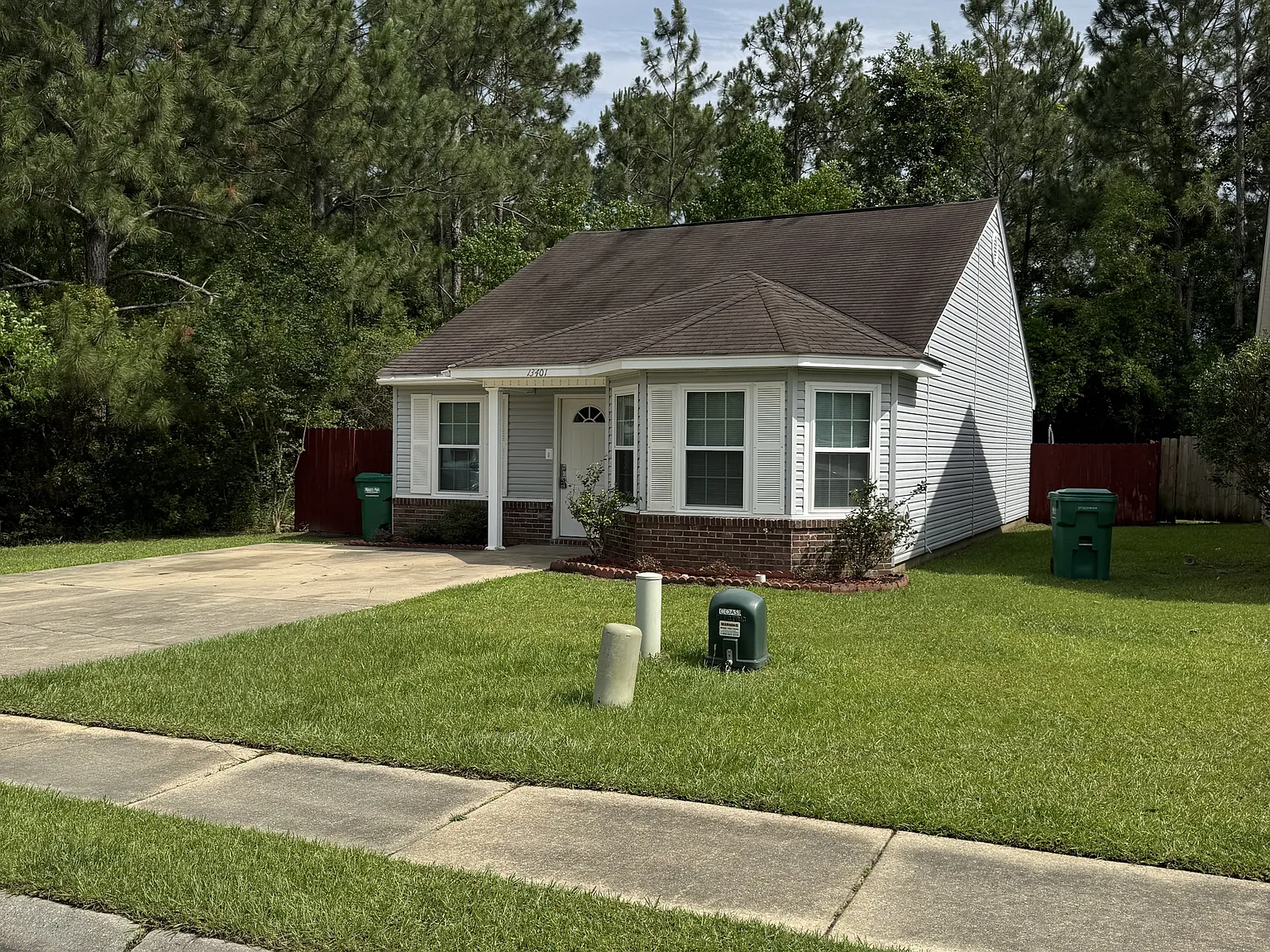 13401 Warren Drive - . — Photo 2