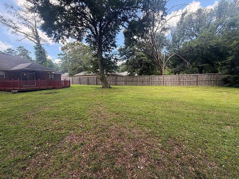 3290 Valencia Dr — Photo 39
