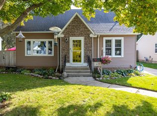 633 Hansen St, Neenah, WI 54956