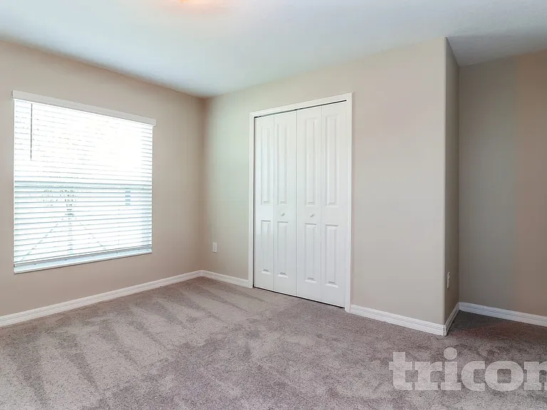 1724 Broad Winged Hawk Dr — Photo 12