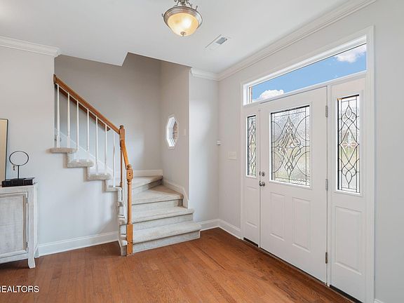 4th image of 3306 Maple Springs Ln