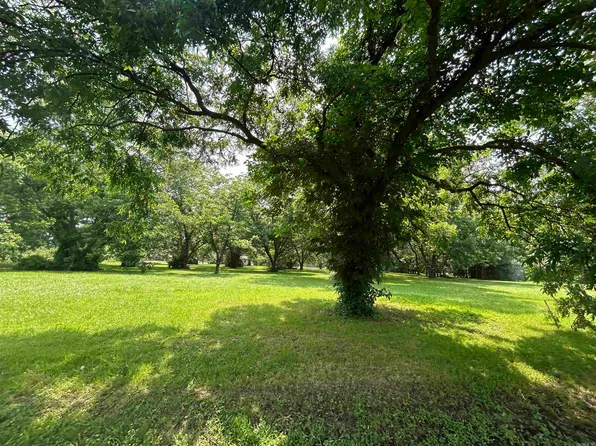 3 N Lowe St #L, Stuttgart, AR 72160