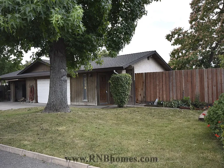 7230 Castilian Ct — Photo 2