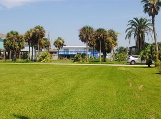 16511 John Davis Rd, Jamaica Beach, TX 77554