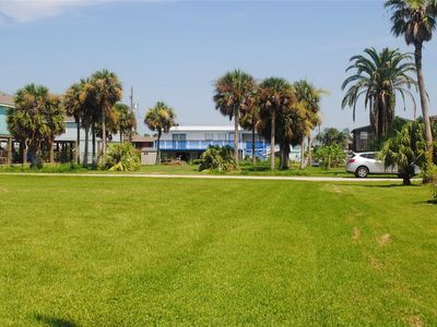 16511 John Davis Rd, Jamaica Beach, TX, 77554
