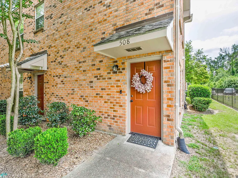 4464 Highland Rd #508