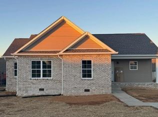 107 Thacker Dr, Portland, TN 37148