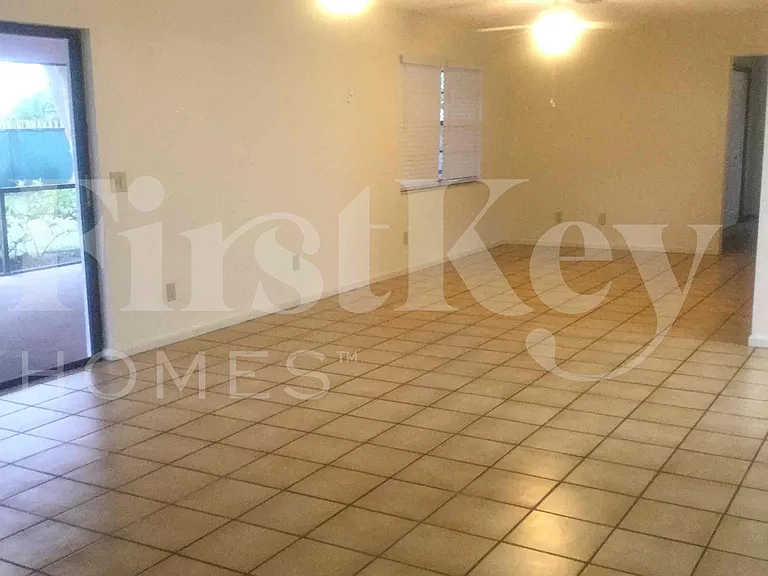 132 Santander Ct — Photo 10