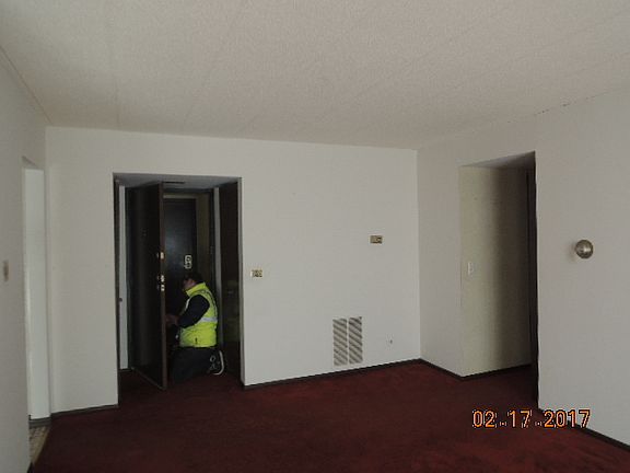5th image of 150 E Grand Ave APT 103