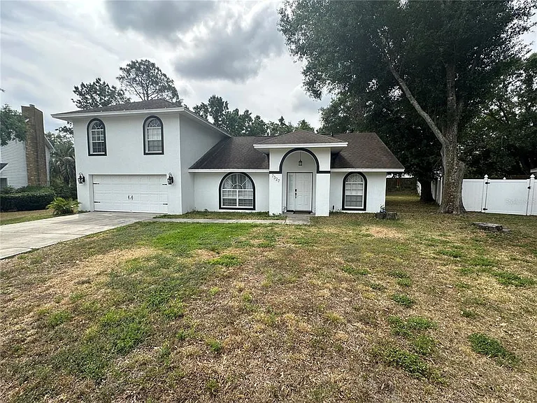 7327 Floral Cir E — Photo 30