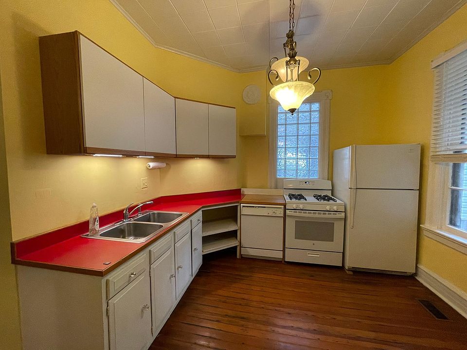 1st image of 1906 N Bissell St #1