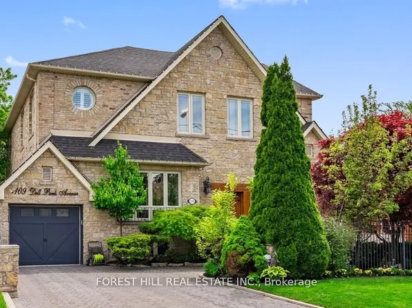 109 Dell Park Ave, Toronto, ON M6B 2V2