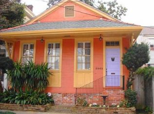 5942 Chestnut St, New Orleans, LA 70115